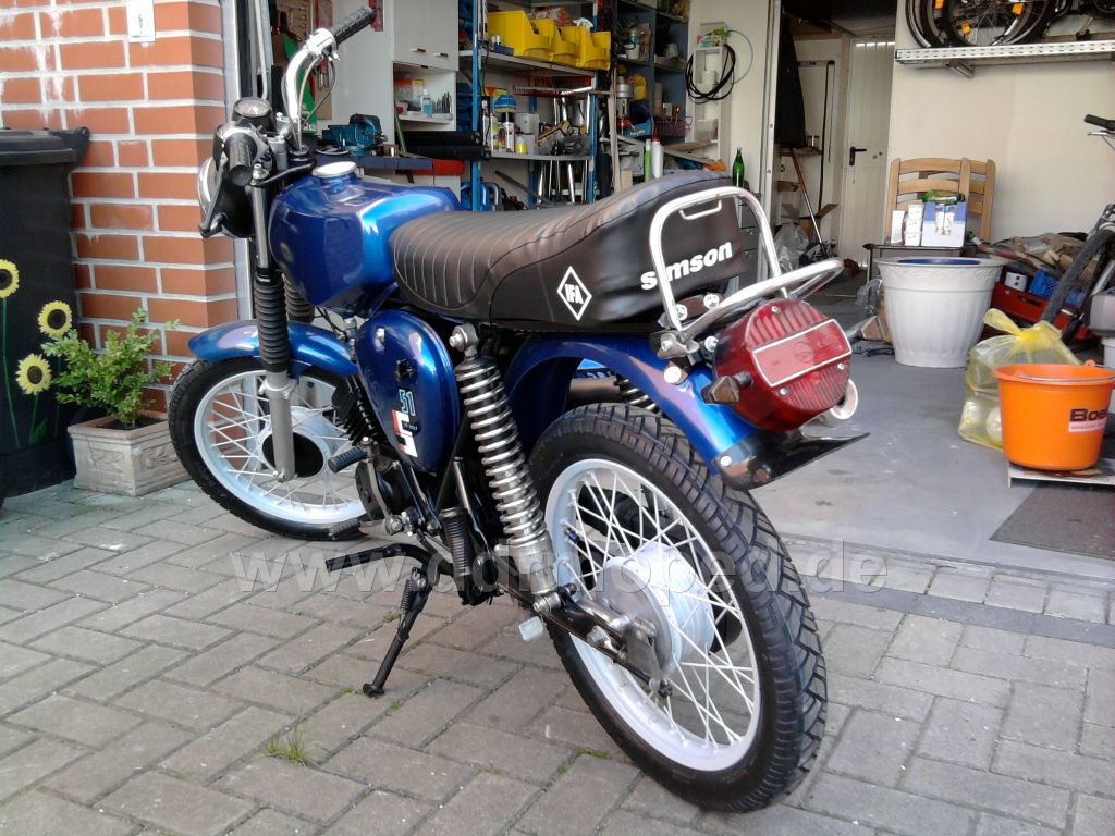 Simson S51 Neuaufbau Teil 35 - der Auspuff passt nicht 